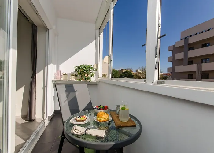 Side By Side * Split