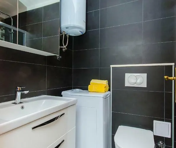 Side By Side Lejlighed